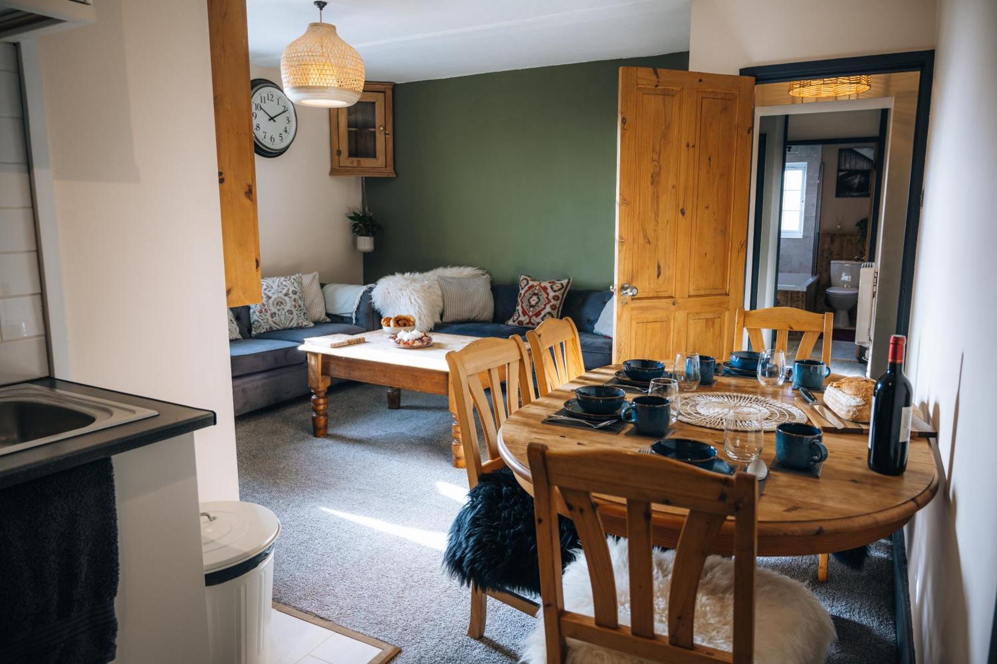 The Hideaway - Stratford Upon Avon - Central - Free Offstreet Parking - 2 Bedroom Luxury Apartment Esterno foto